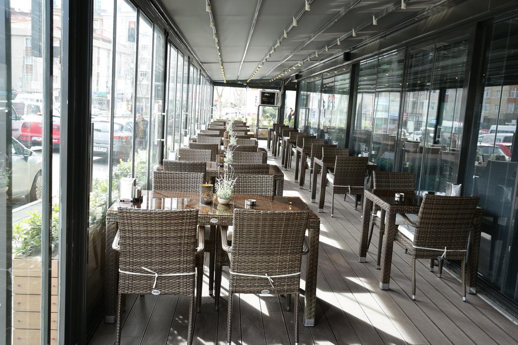 Atasehir Palace Hotel & Conference Istambul Extérieur photo