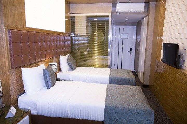 Atasehir Palace Hotel & Conference Istambul Extérieur photo